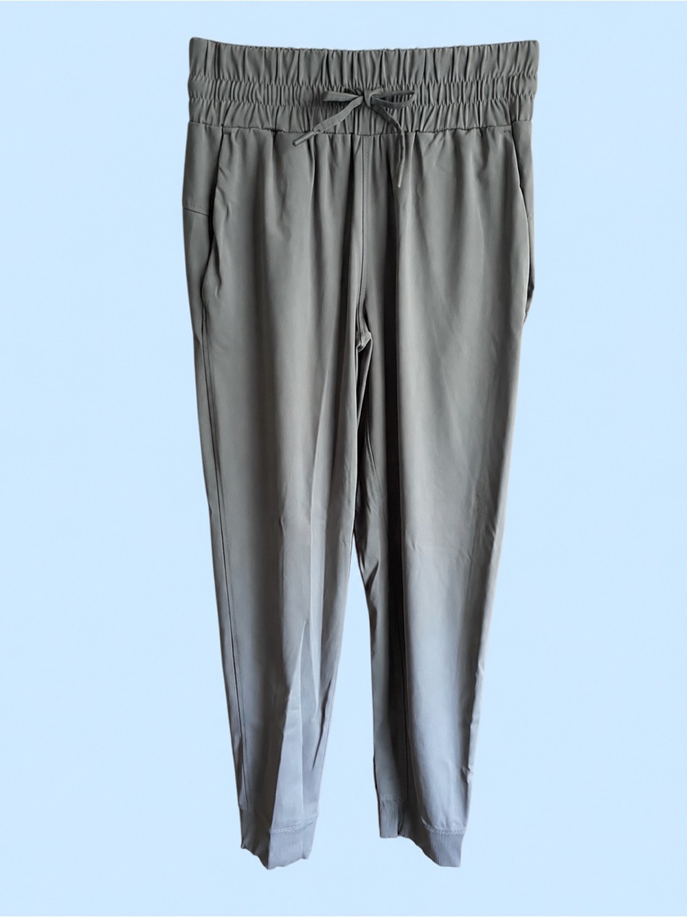 Women’s travel joggers